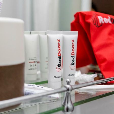 Reddoorz @ Jalan Raya Semat Canggu Hostel Bali Zewnętrze zdjęcie