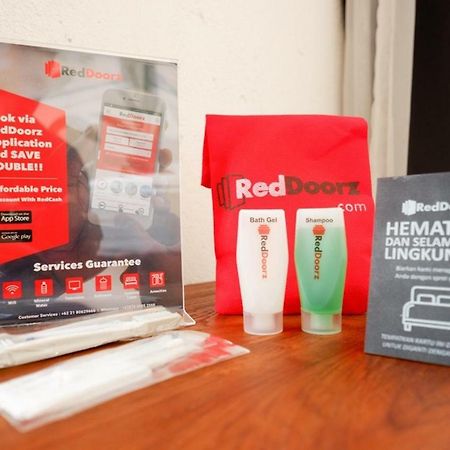 Reddoorz @ Jalan Raya Semat Canggu Hostel Bali Zewnętrze zdjęcie