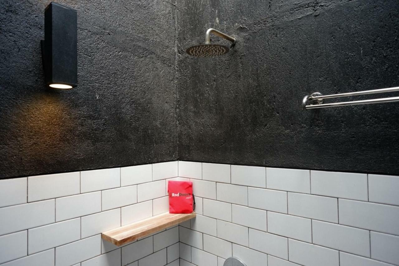 Reddoorz @ Jalan Raya Semat Canggu Hostel Bali Zewnętrze zdjęcie